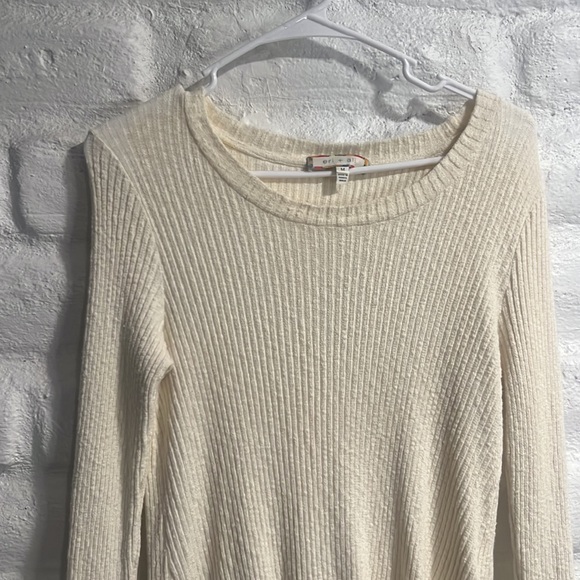 Eri + Ali Anthropologie Top - Picture 7 of 11